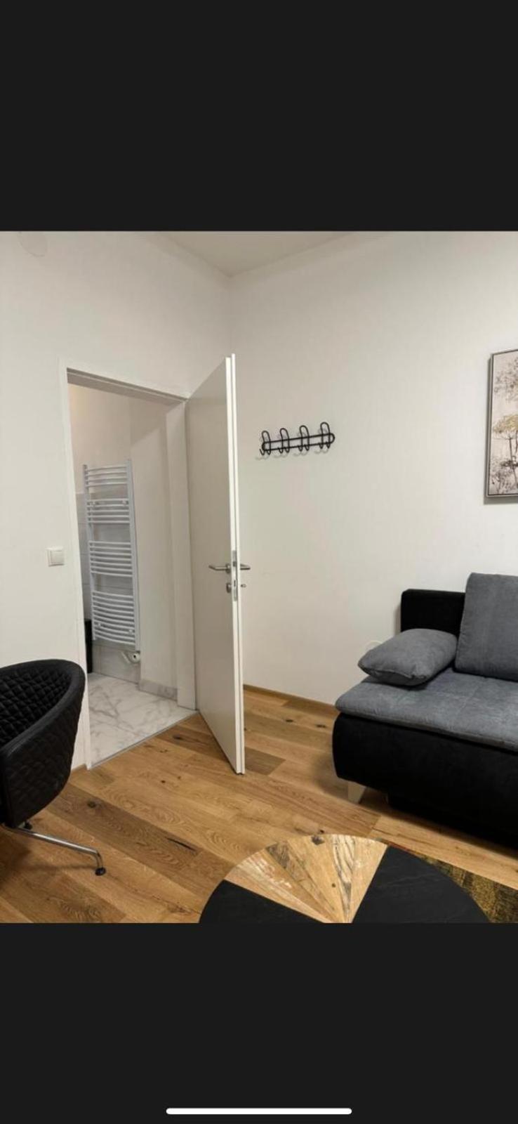 Cozy In Ottakiring Area Apartment Wien